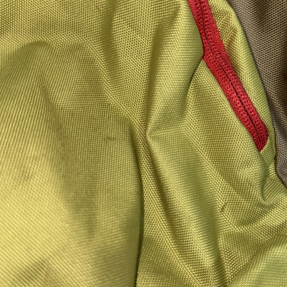 Chiquillo 30L Cada Dia Desert/Lemongrass $110 - Picture 4 of 4